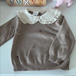 Zara - EMBROIDERED KNIT SWEATER